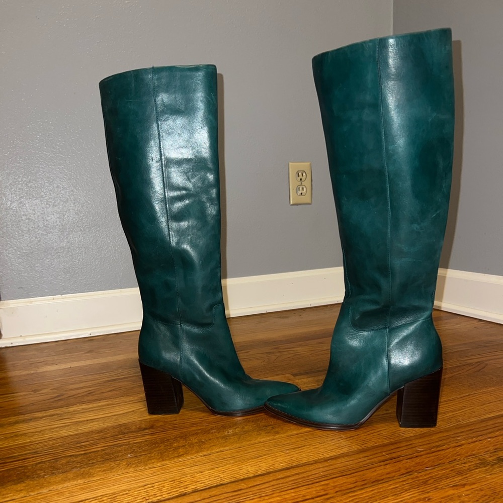NINE WEST “Peachey”Heeled Boots